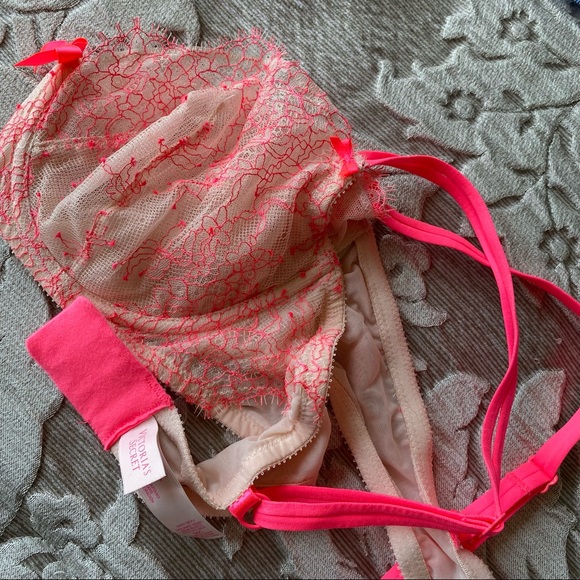 VS Very Sexy Unlined Demi - Picture 5 of 5